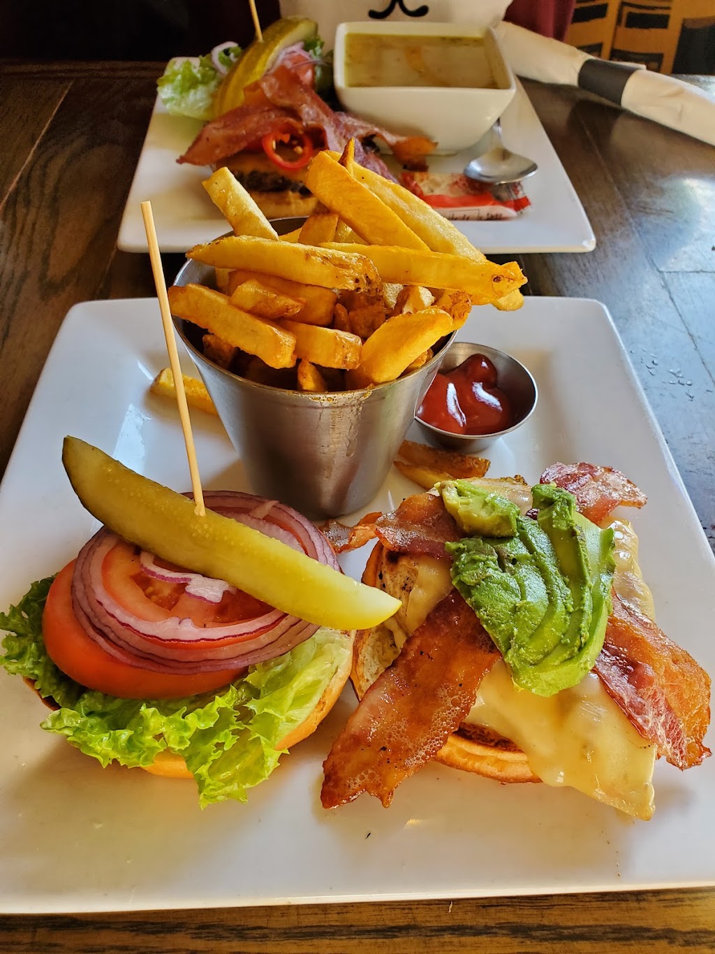 4Mile Brewing Company | 199 Island Hwy, Victoria, BC V9B 1G1, Canada | Phone: (250) 479-3346
