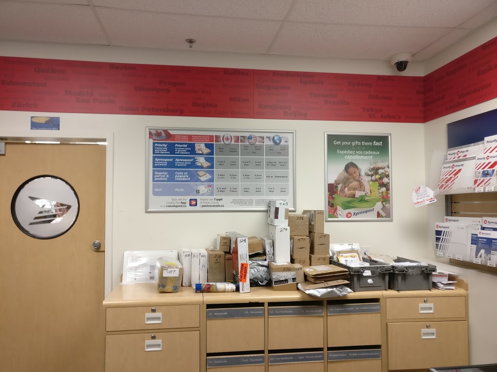 Canada Post | 5119 167 Ave NW, Edmonton, AB T5Y 0L0, Canada