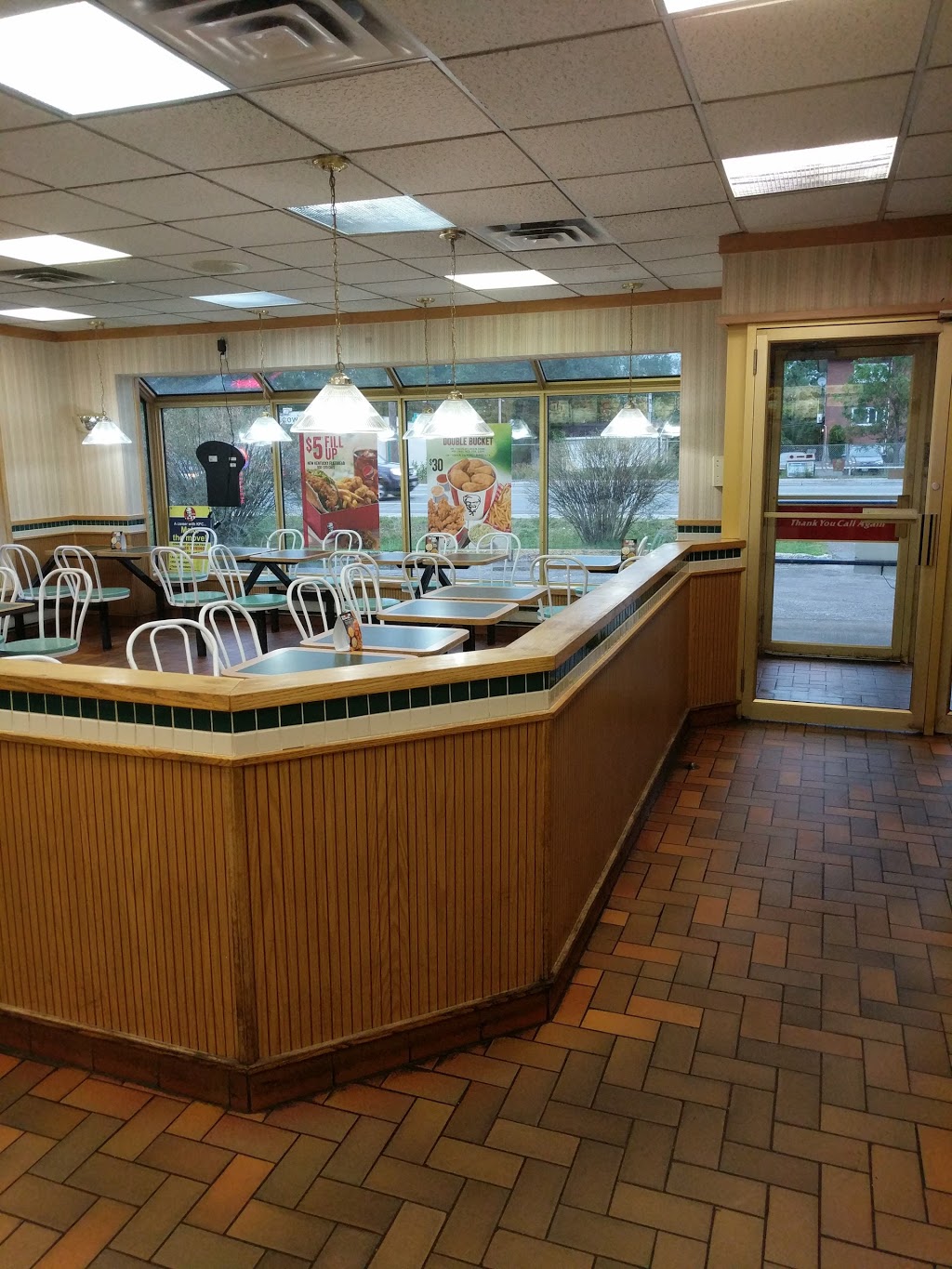 KFC | 1656 Main Street West, Val Caron, ON P3N 1R8, Canada | Phone: (705) 897-6640