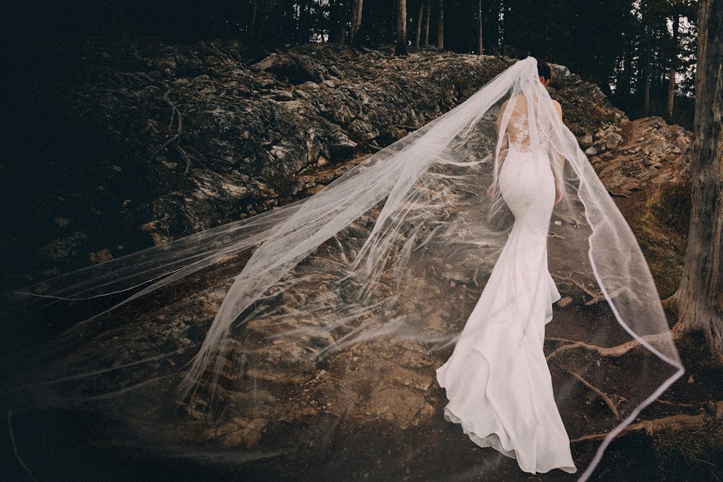 Loree Photography | 2706 22a Ave, Nanton, AB T0L 1R0, Canada | Phone: (403) 597-0632