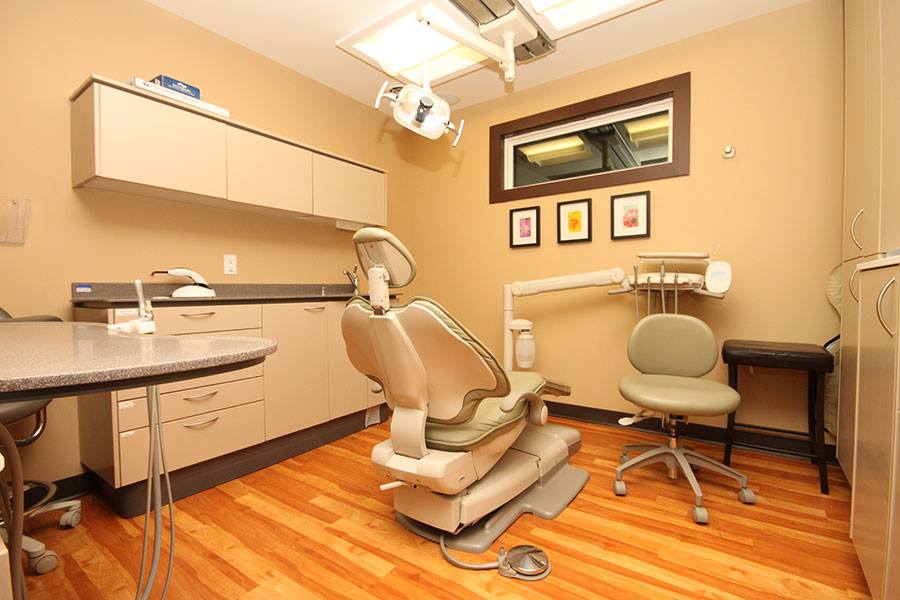 Westphal Dental | 99 Main St, Dartmouth, NS B2X 1R4, Canada | Phone: (902) 434-1411