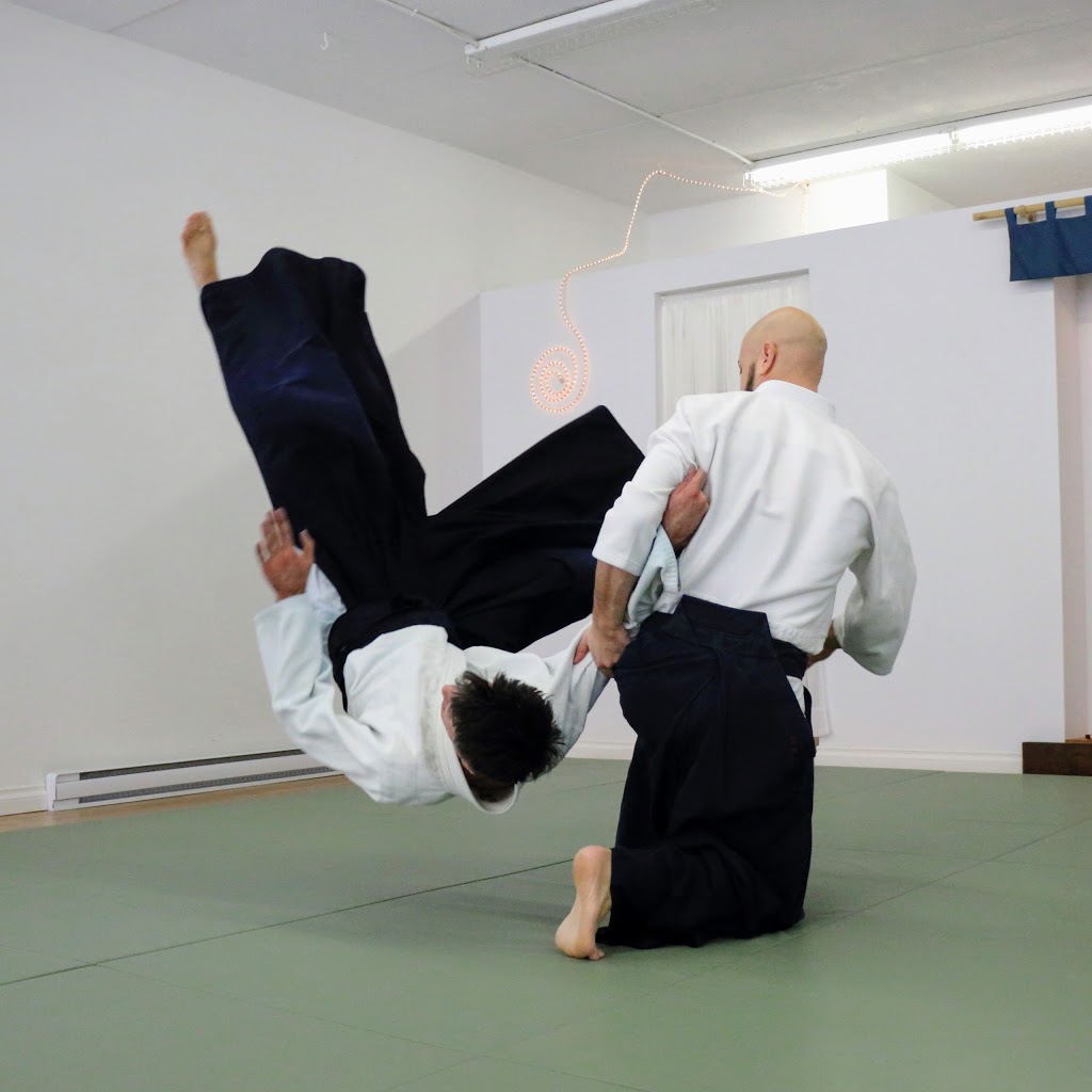 Montérégie Aikikai Aikido | 2295 Rue Joliette, Longueuil, QC J4K 4Z7, Canada | Phone: (450) 286-1622