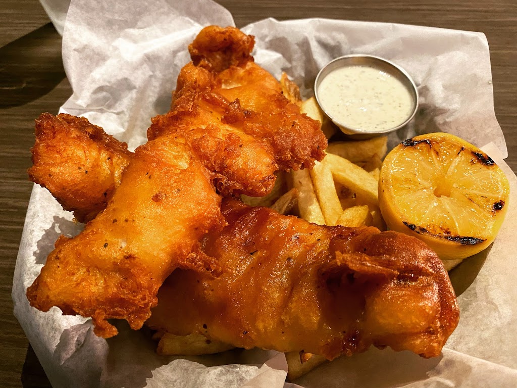 R + D Kitchen by White Spot | 4567 Lougheed Hwy., Burnaby, BC V5C 3Z6, Canada | Phone: (604) 416-4604