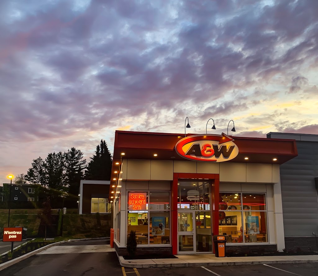 A&W Canada | Petro Canada, 850 Rue Principale E, Sainte-Agathe-des-Monts, QC J8C 1L5, Canada | Phone: (819) 323-0004