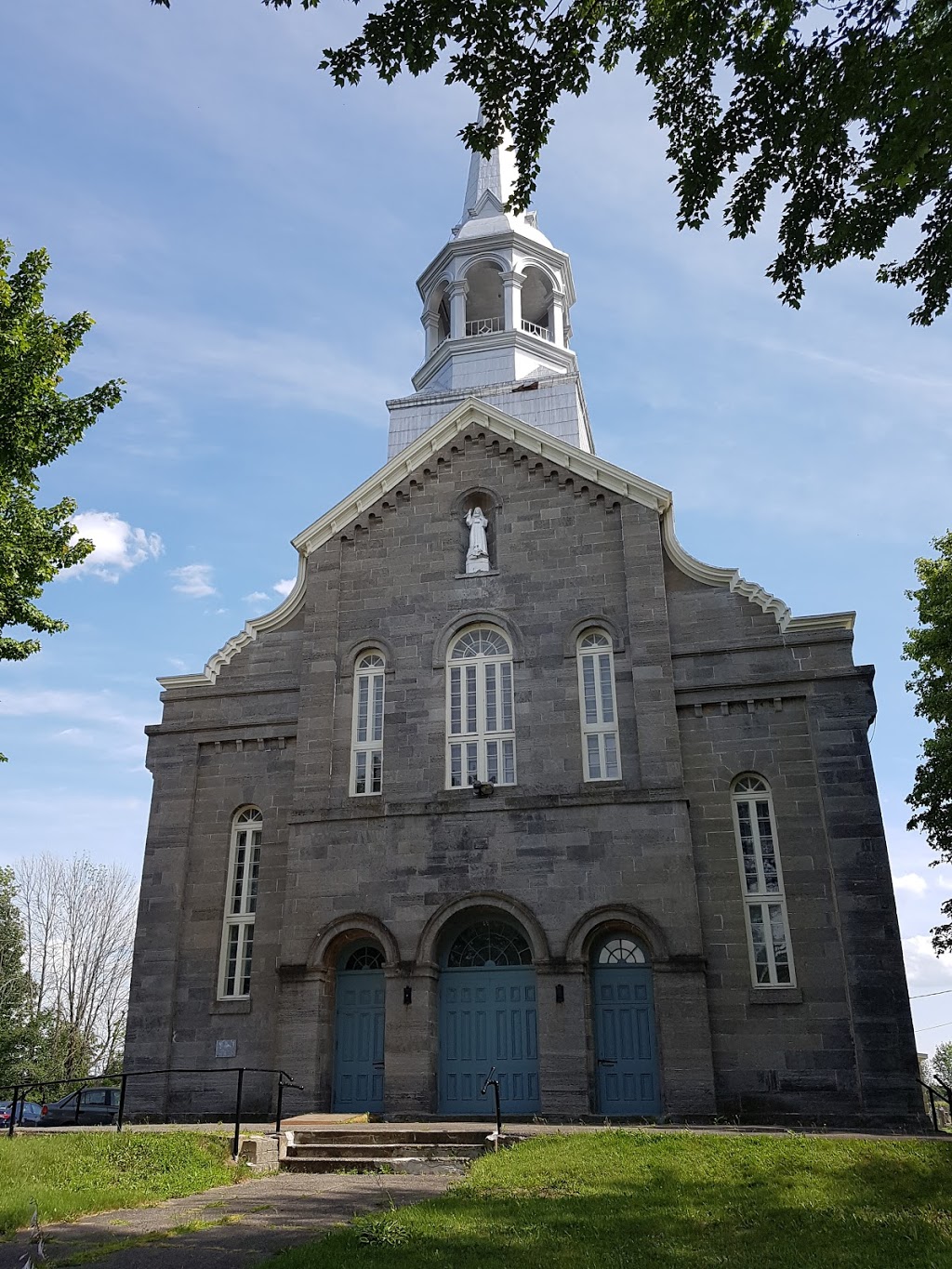 Fabrique Paroisse De Ste-Angèle De Monnoir | 48 Rue Principale, Sainte-Angèle-de-Monnoir, QC J0L 1P0, Canada | Phone: (450) 460-7626