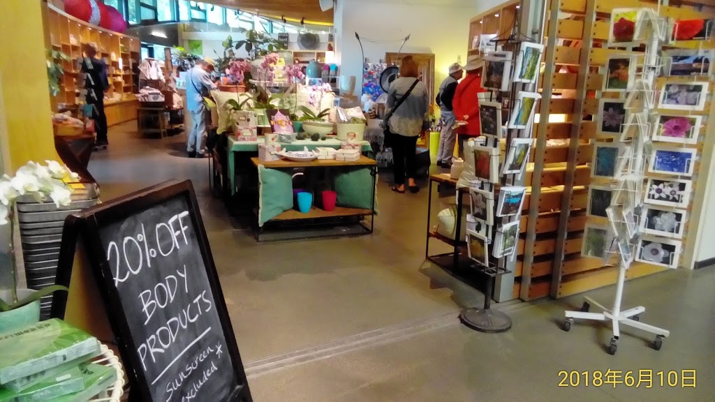 Bloedel Conservatory | 4600 Cambie St, Vancouver, BC V5Y 2M4, Canada | Phone: (604) 257-8584