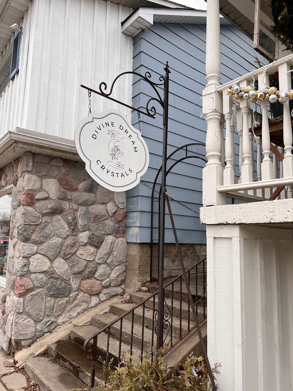 Divine Dream Crystals | 1399 King St N Lower Level, St. Jacobs, ON N0B 2N0, Canada | Phone: (647) 464-6822