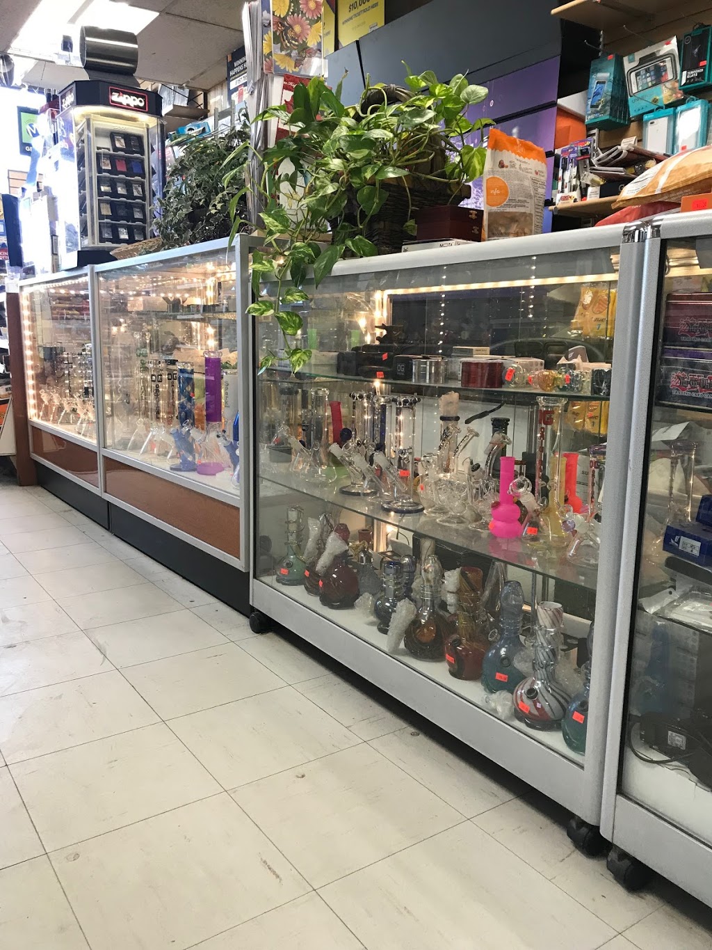 168 LUCKY STORE | 3100 Dixie Rd UNIT 3, Mississauga, ON L4Y 2A6, Canada | Phone: (905) 566-8618