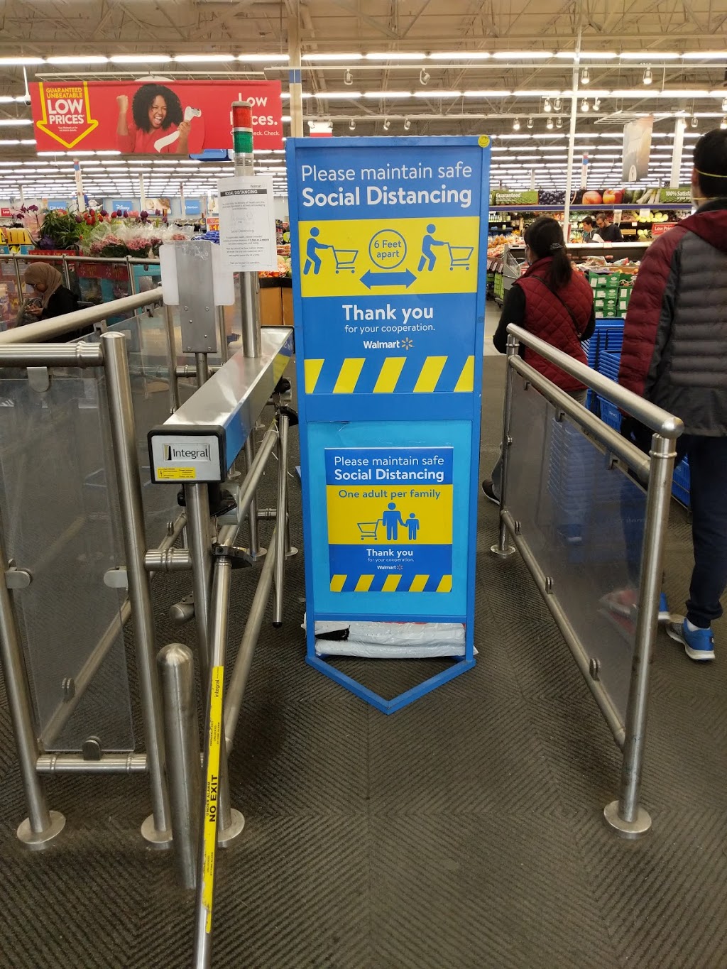 Walmart Grocery Pickup & Delivery | 1500 Dundas St E, Mississauga, ON L4X 1L4, Canada | Phone: (905) 615-9287