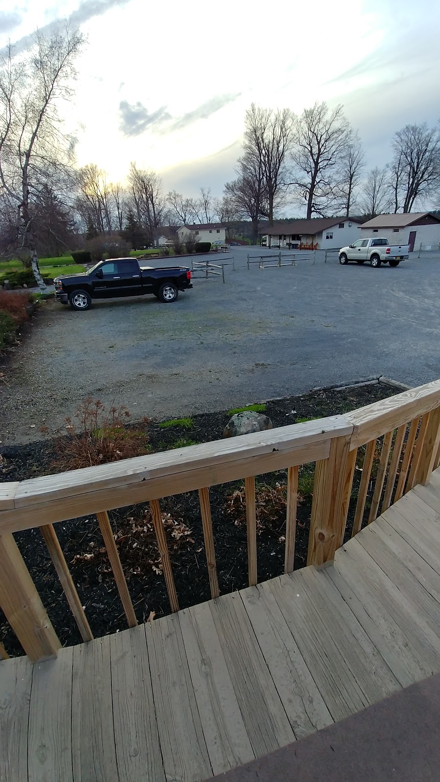 Natalis C-Way Resort & Golf Club | 37024 NY-12, Clayton, NY 13624, USA | Phone: (315) 686-3102