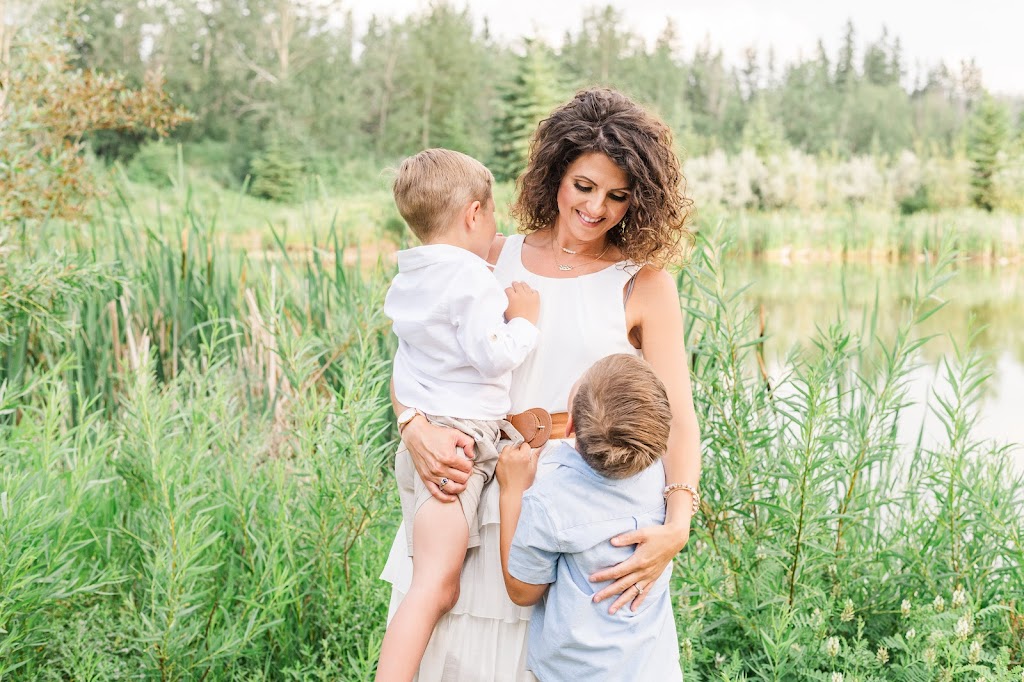 Candid Connection Photography | 91 Kerr Close, Red Deer, AB T4P 3V6, Canada | Phone: (403) 392-9002