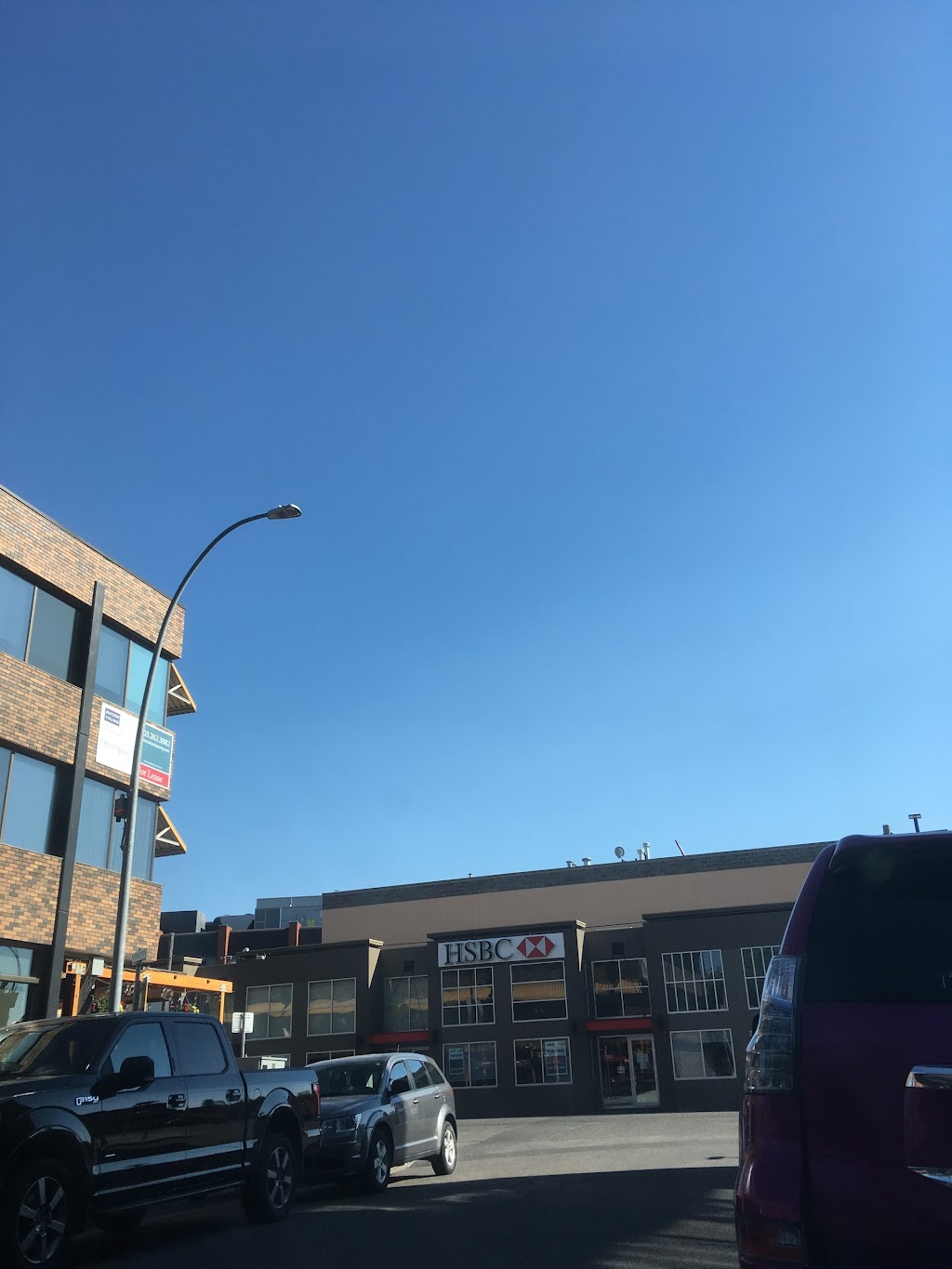 HSBC Bank | 1217 Kensington Rd NW Unit 107, Calgary, AB T2N 3P6, Canada | Phone: (888) 310-4722