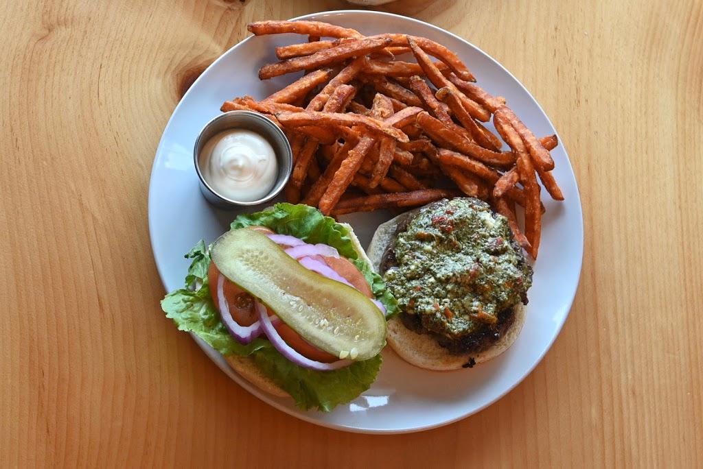 Heartwood Restaurant | 39280 Combermere Rd, Combermere, ON K0J 1L0, Canada | Phone: (613) 756-9169