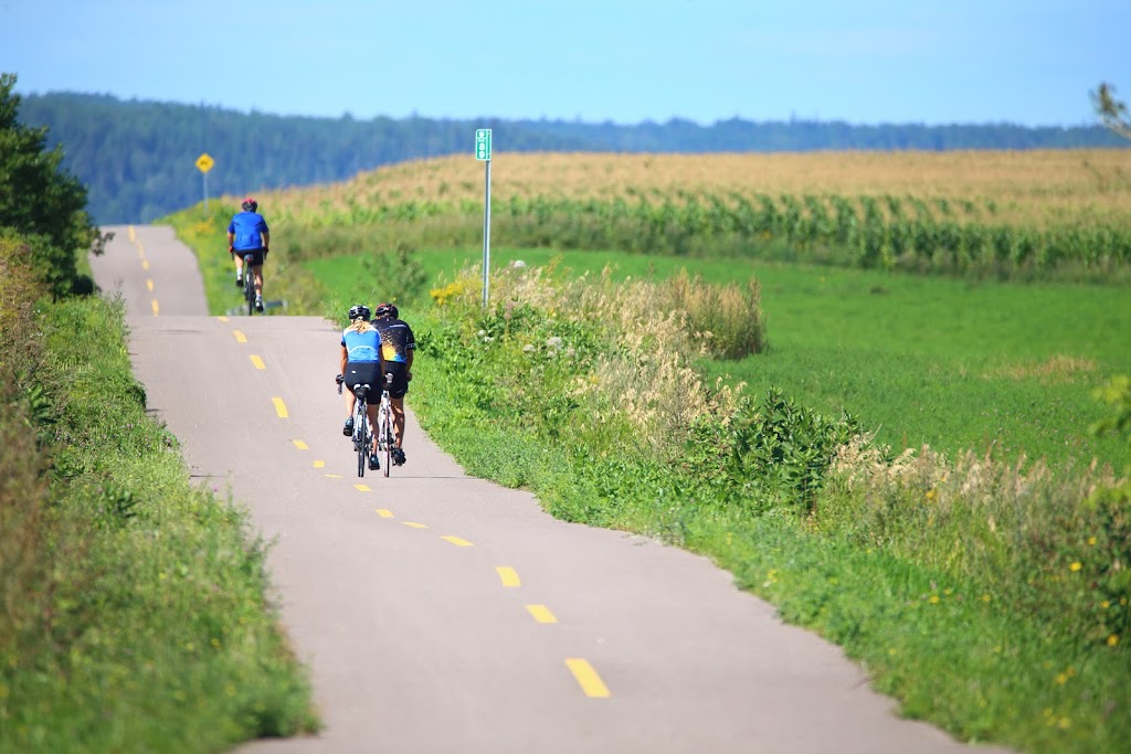 Véloroute des Bleuets | 1692 Avenue du Pont N, Alma, QC G8B 5G3, Canada | Phone: (418) 668-4541