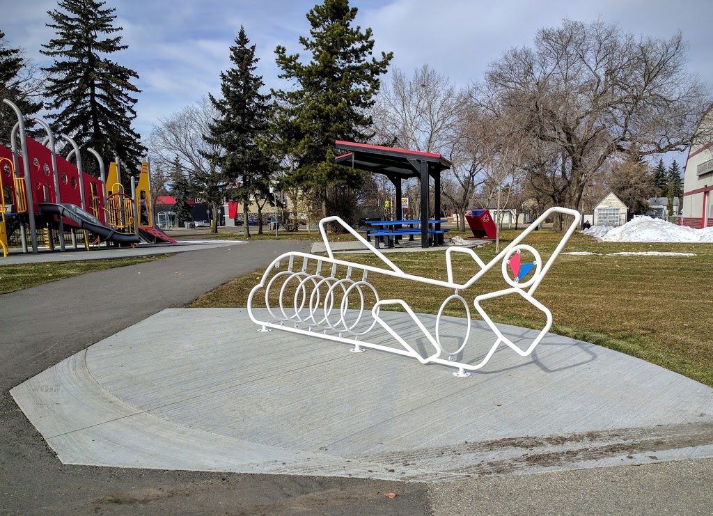 Alexandra Outdoor Pool | 5 Alexandra Park, Leduc, AB T9E 4C4, Canada | Phone: (780) 980-7119