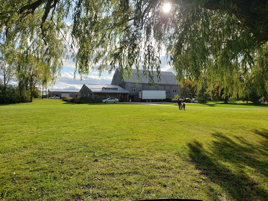 Fenwood Farm | 774 Sawmill Rd, Ancaster, ON L9G 3L1, Canada | Phone: (905) 765-1479