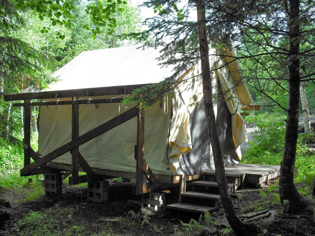 Enchanted Acres | 1390 Halls Stream Rd, Pittsburg, NH 03592, USA | Phone: (603) 582-5404