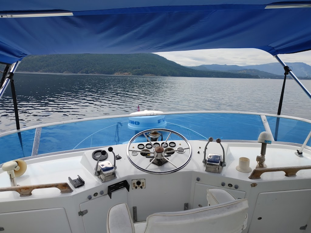 Paradise Marina Place | 1241 Sutherland Dr, Cowichan Bay, BC V0R 1N2, Canada | Phone: (250) 797-7788