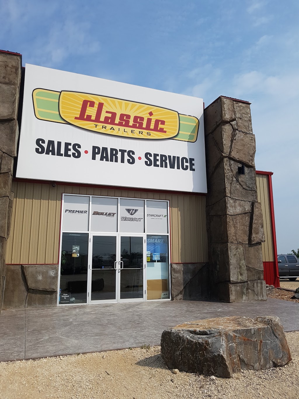 Classic Trailers | 4285 Portage Ave, Headingley, MB R4H 1C6, Canada | Phone: (204) 895-9246