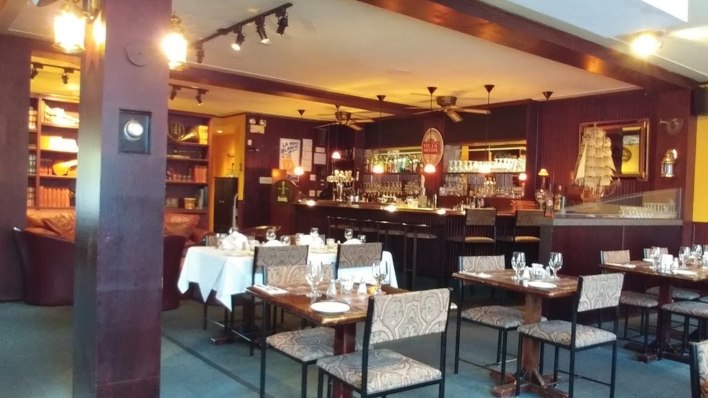 Comme Chez Soi Restaurant | 297 Chemin du Bord-du-Lac, Pointe-Claire, QC H9S 4L4, Canada | Phone: (514) 693-9555