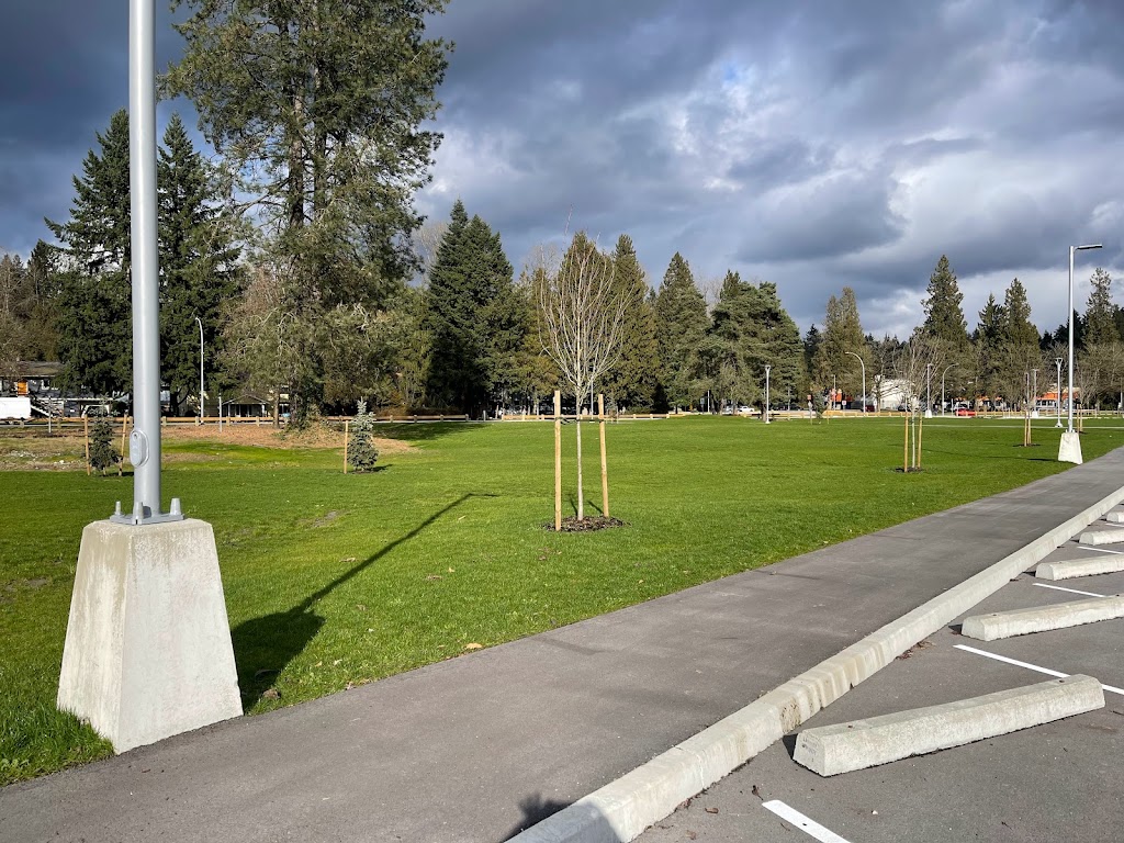 Minnekhada Middle School Track Oval | 1390 Laurier Ave, Port Coquitlam, BC V3B 2B8, Canada | Phone: (604) 942-0261