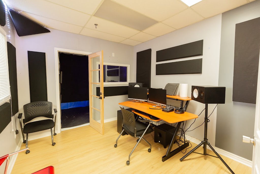 Uniyen Studios | 70 Bongard Ave Unit i, Nepean, ON K2E 7Z9, Canada | Phone: (613) 870-4343