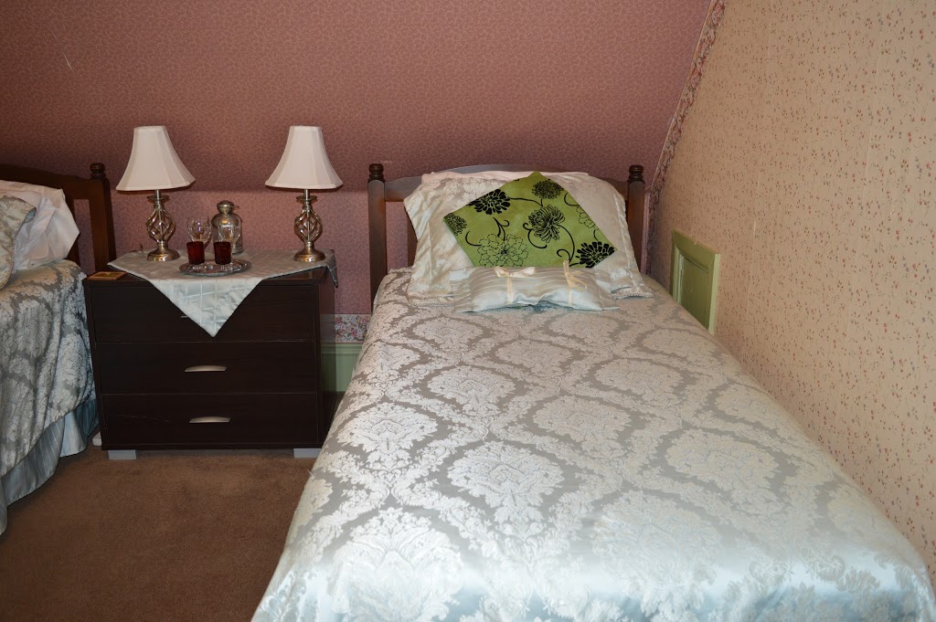 Ascendence Harbourside Mansion B&B | 24 Northumberland Ln, Halifax, NS B3M 1R7, Canada | Phone: (877) 405-1530