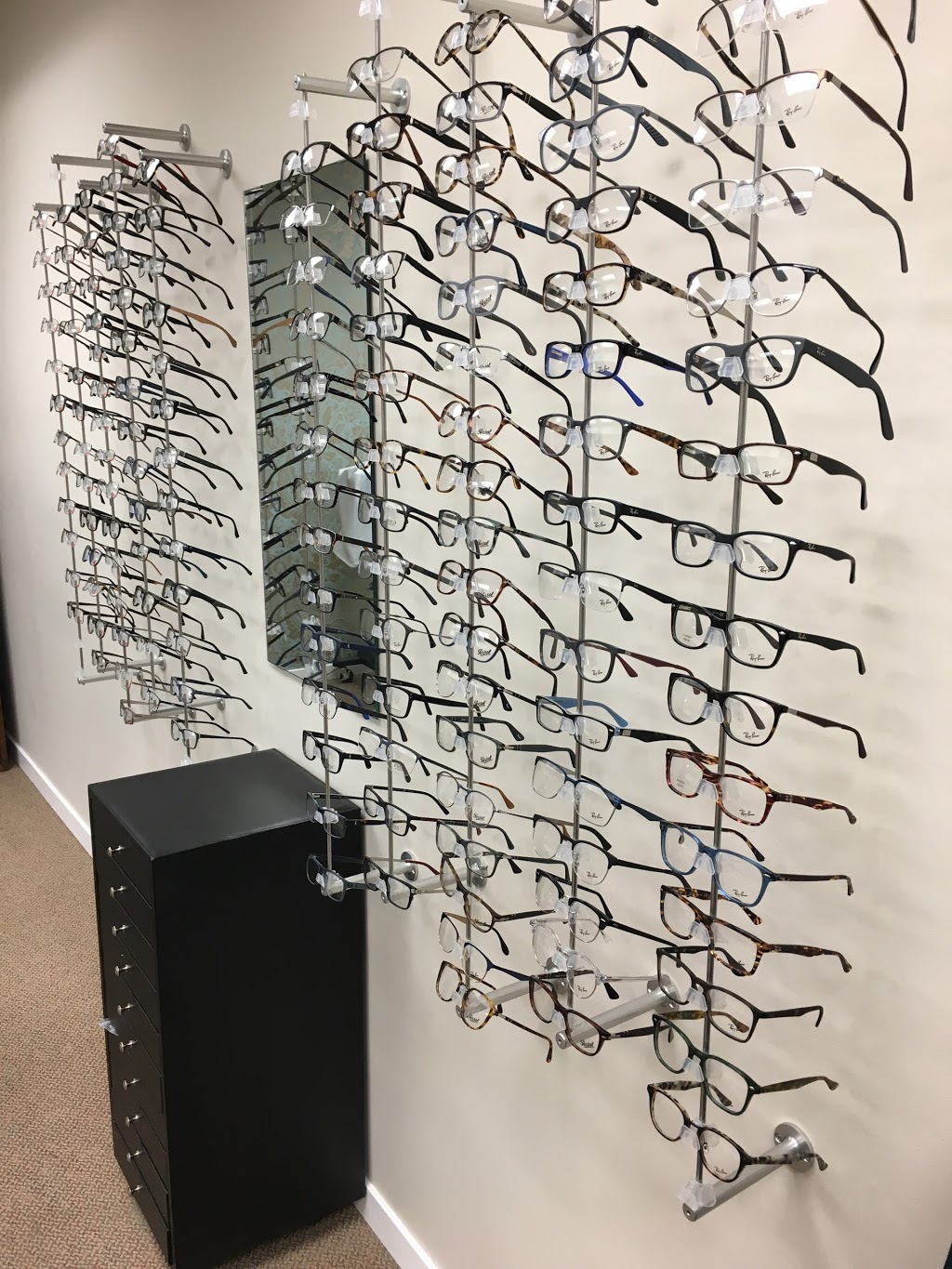 United Optical Dispensary Ltd | 4228 Hastings St, Burnaby, BC V5C 2J6, Canada | Phone: (604) 298-5571
