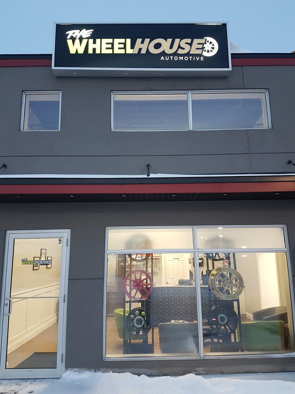 The Wheel House Automotive | 1638 Cyrville Rd Unit 5, Gloucester, ON K1B 3L8, Canada | Phone: (613) 422-8888