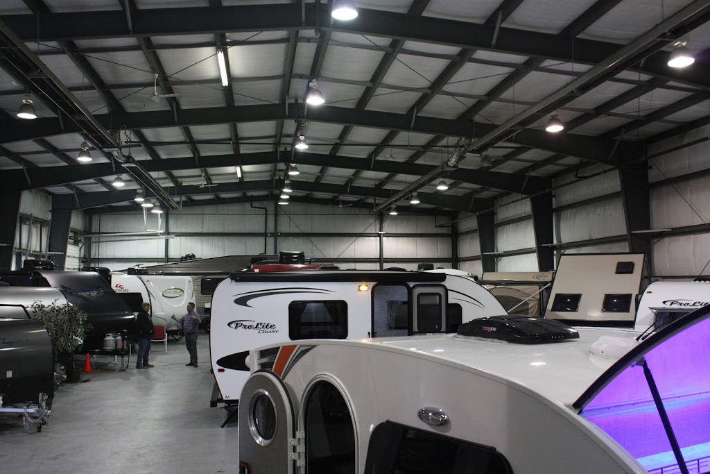 Racetrack RV - Sales Department | 262055 Balzac Blvd, Balzac, AB T4B 2T3, Canada | Phone: (403) 226-4444