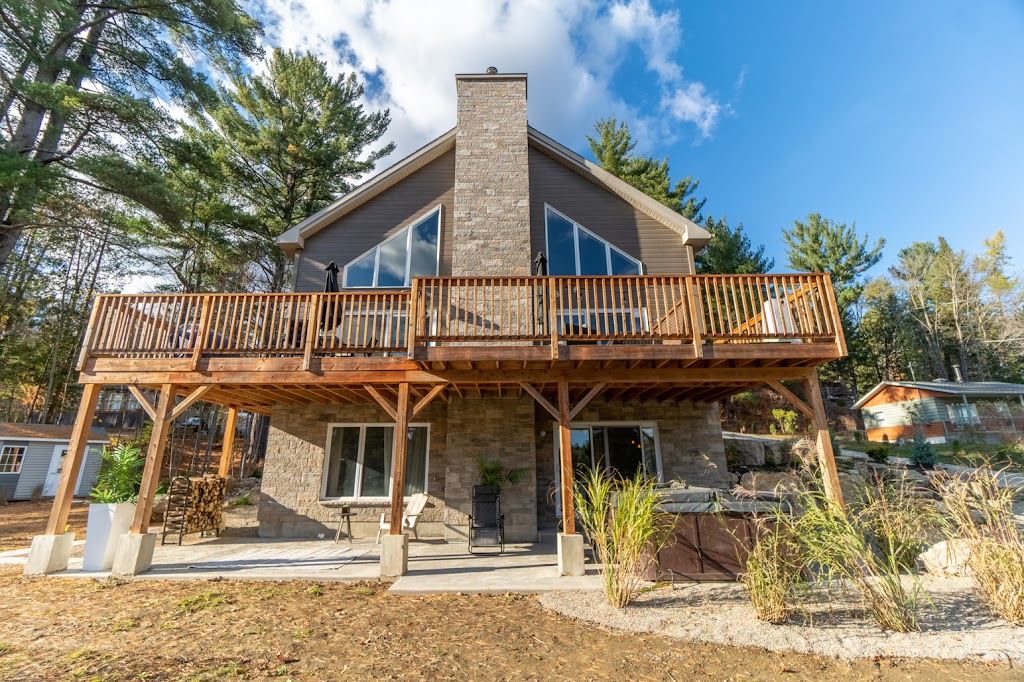 Mabel and Charles | 105 Rue du Lac Desnoyers, Saint-Calixte, QC J0K 1Z0, Canada | Phone: (514) 967-4687