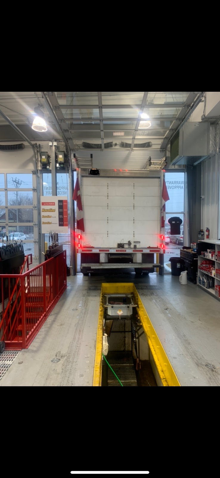 Quicken Lube | 255 Ritson Rd N, Oshawa, ON L1G 0B9, Canada | Phone: (289) 481-2003