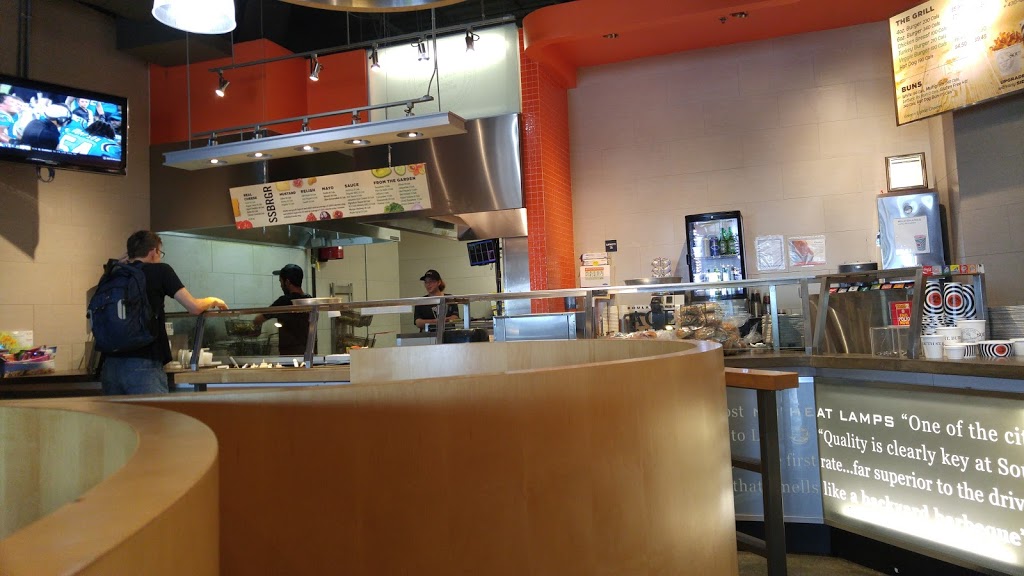 South St. Burger | 534 Bayfield St, Barrie, ON L4M 5A2, Canada | Phone: (705) 727-0519