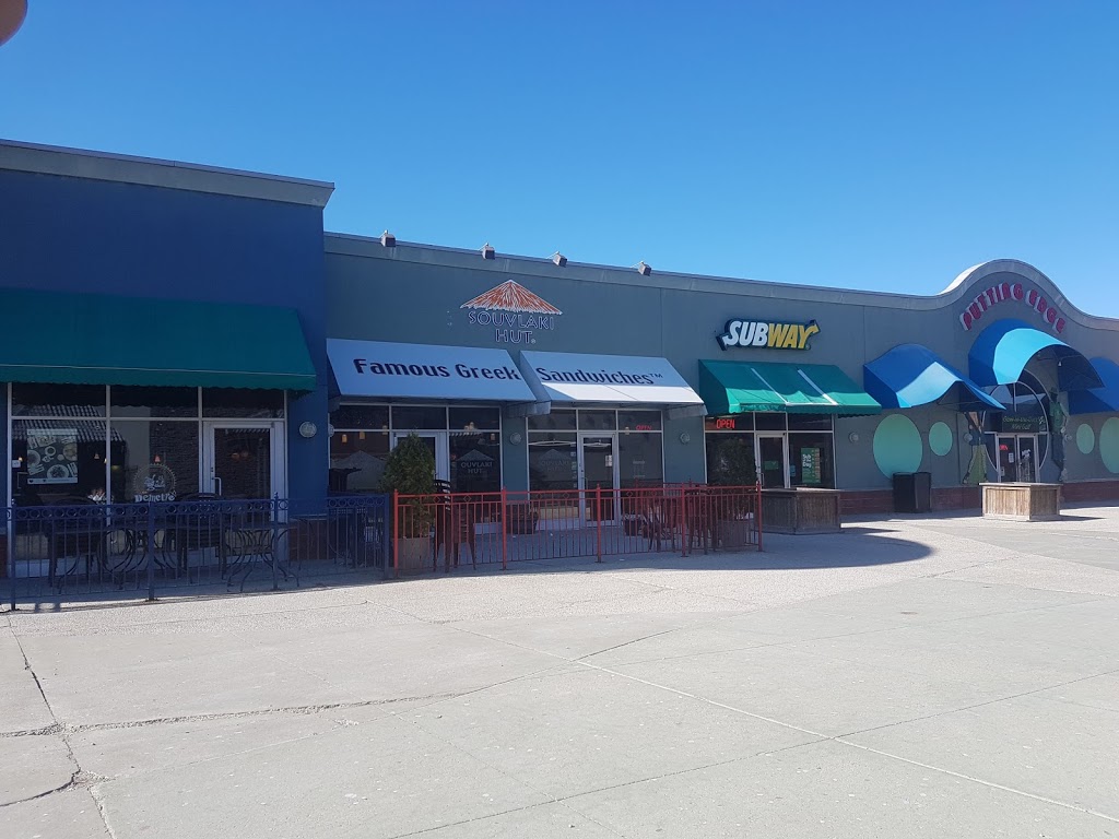 Subway | Entertainment Centrum, 2085 Winston Park Dr, Oakville, ON L6H 6P5, Canada | Phone: (905) 829-3340