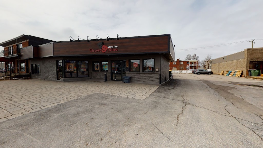 Resto Bar Brasse Rires | 1790 Boulevard des Laurentides, Laval, Quebec H7M 2P6, Canada | Phone: (450) 490-3405