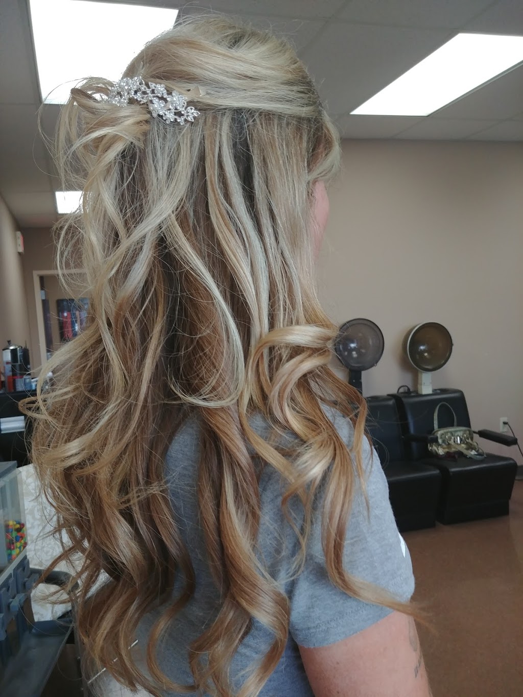 Studio of Hair Salon | French Rd, Cheektowaga, NY 14227, USA | Phone: (716) 668-4738