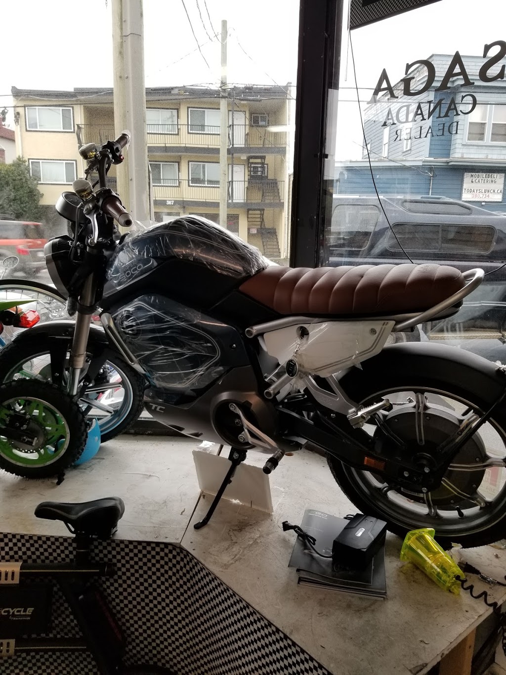 KGEEZ CYCLE | 352 Burnside Rd E, Victoria, BC V9A 1A7, Canada | Phone: (778) 678-0069
