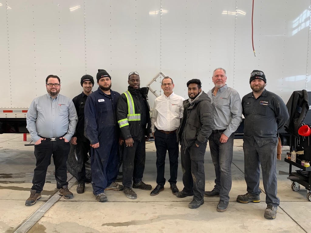 Somerville Hino East | 2671 Markham Rd, Scarborough, ON M1X 1M4, Canada | Phone: (416) 750-1600