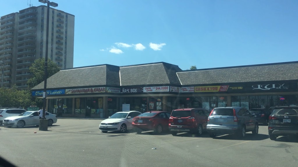 Double Double Pizza & Chicken | 3101 Kingsway Dr, Kitchener, ON N2C 2M5, Canada | Phone: (519) 748-5465