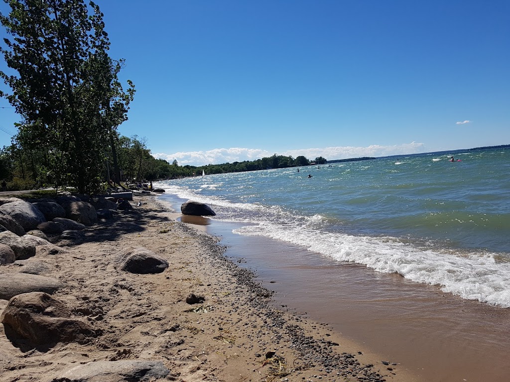 Willow Beach Park | 1506 Metro Rd N, Willow Beach, ON L0E 1S0, Canada | Phone: (905) 476-4301