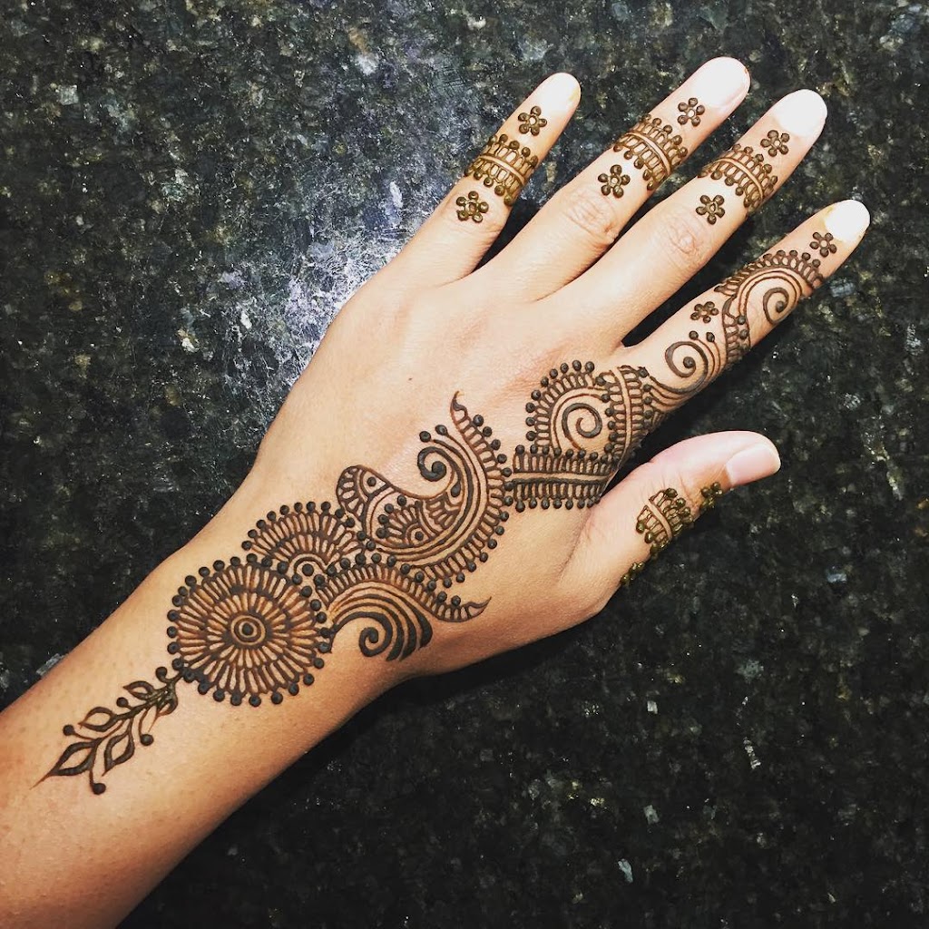Henna by i@beauty | 22 Rolling Acres Dr, Whitby, ON L1R 2A1, Canada | Phone: (570) 334-5412