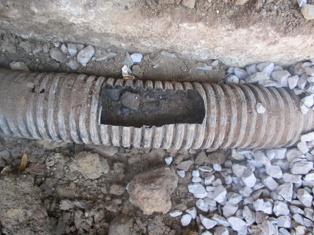 JK Excavation | 48 Rue Bouchard, Longueuil, QC J4G 1H1, Canada | Phone: (514) 703-2814
