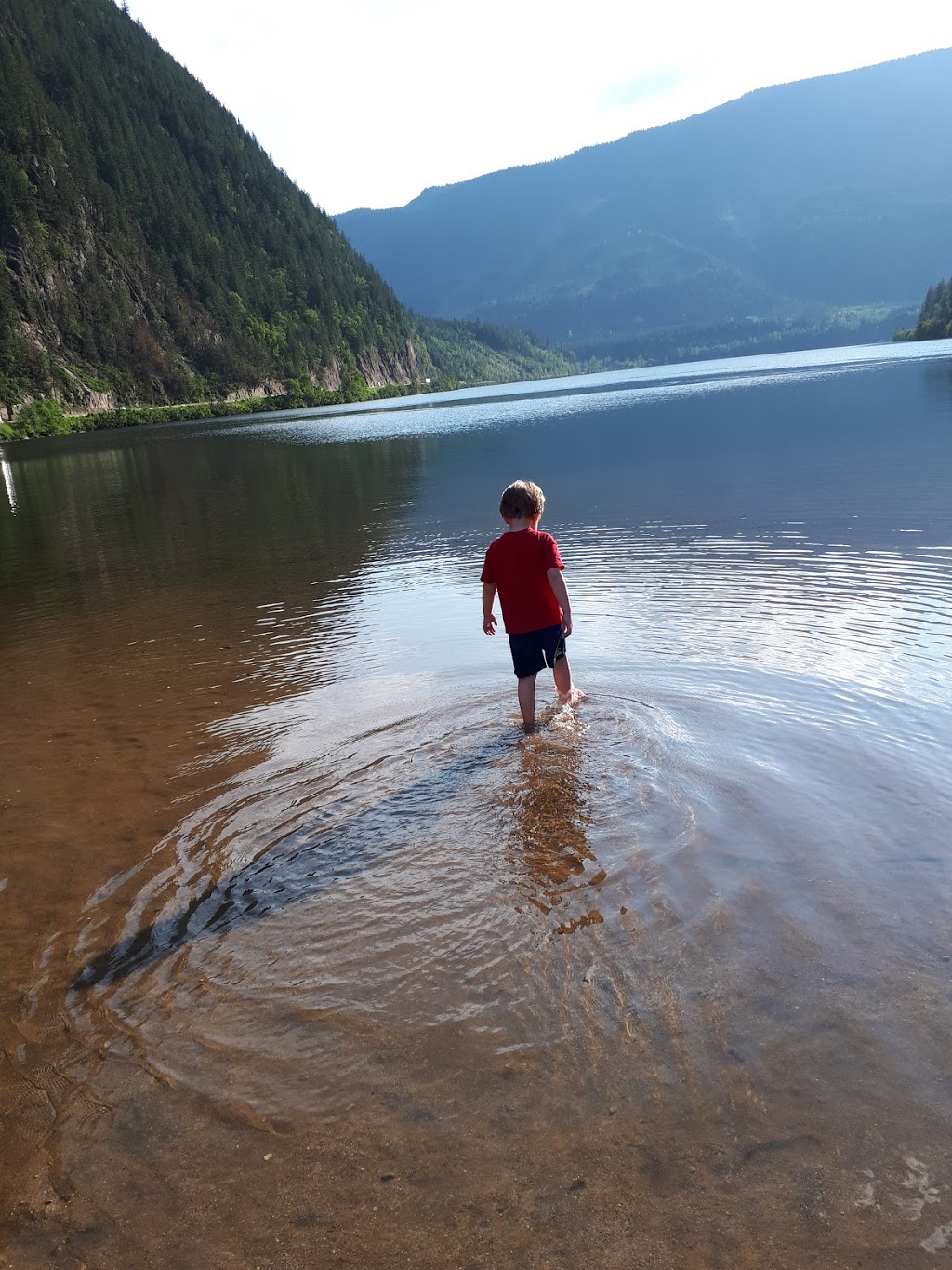 Three Valley Lake Chateau Ltd. | 8903 Trans-Canada Hwy, Revelstoke, BC V0E 2S0, Canada | Phone: (250) 837-2109