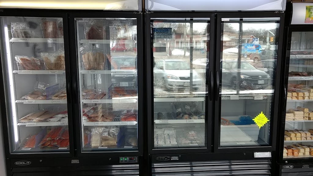Métis Fish Market | 741 Yonge St, Midland, ON L4R 2E1, Canada | Phone: (705) 427-1427