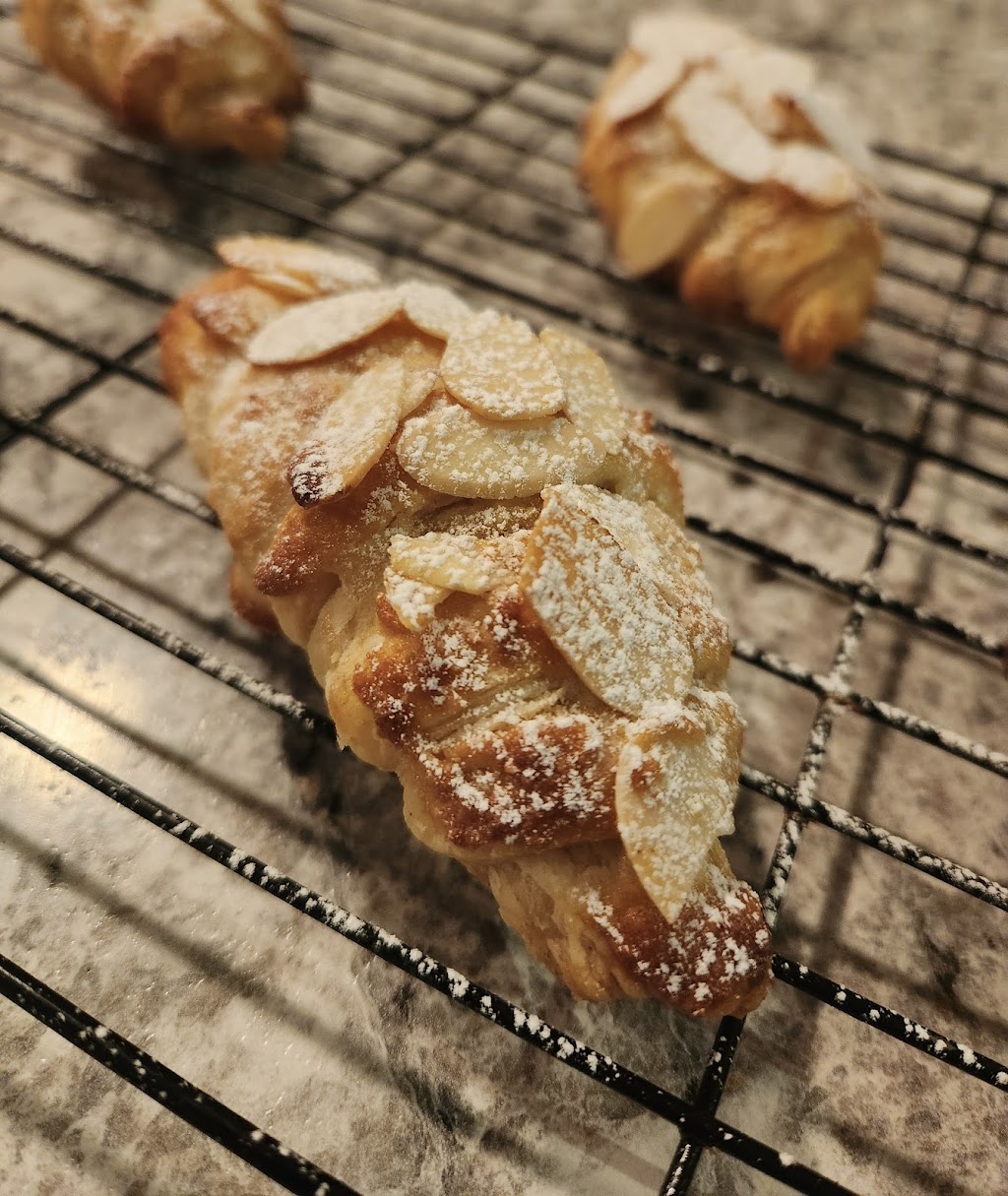 Bit Ah Sweet Bake Shop | 55 Crossings Wy, Hannon, ON L0R 1P0, Canada | Phone: (519) 500-7235
