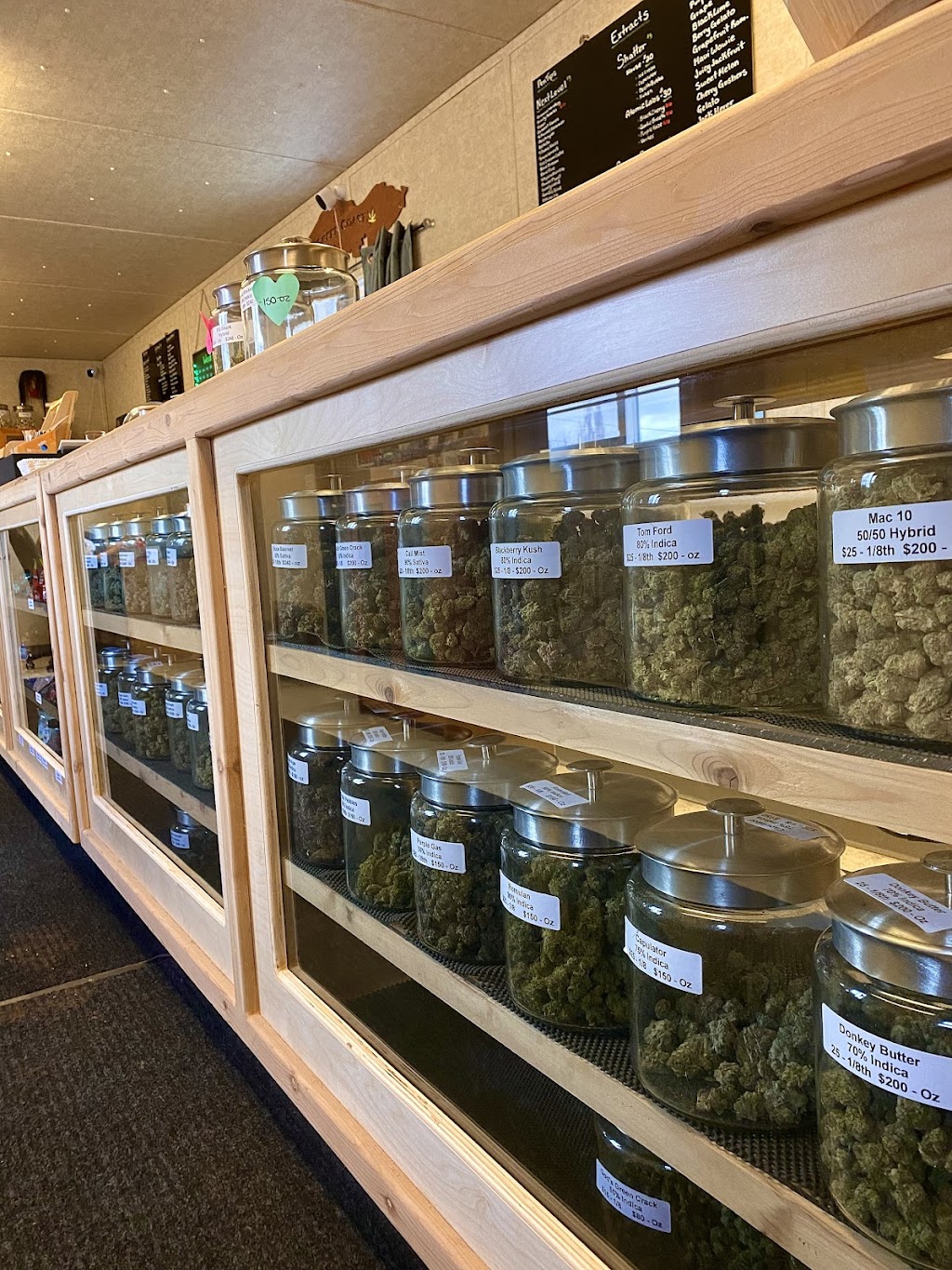 Green Coast Dispensary | 5353 River Rd, Port Alberni, BC V9Y 6Z3, Canada | Phone: (250) 918-4547