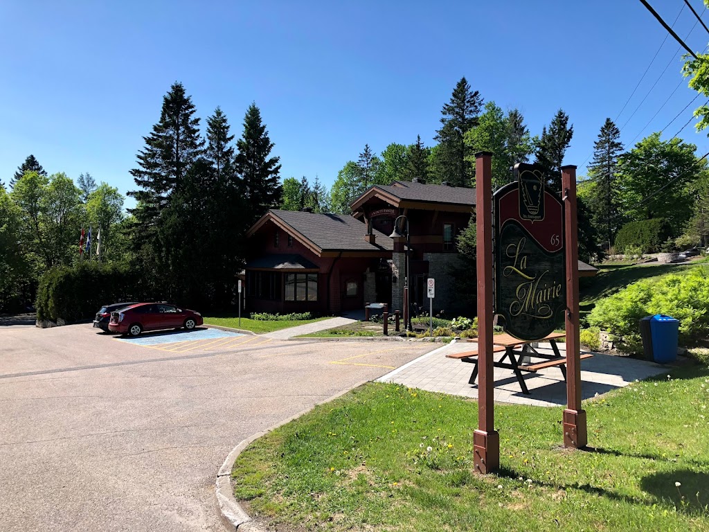 Municipalité Lac-Beauport | 65 Chem. du Tour-du-Lac, Lac-Beauport, QC G3B 0A1, Canada | Phone: (418) 849-7141