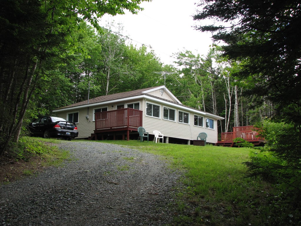 E&F Webber Lakeside Park | 738 Upper Lakeville Rd, Jeddore Oyster Ponds, NS B0J 1W0, Canada | Phone: (902) 845-2340