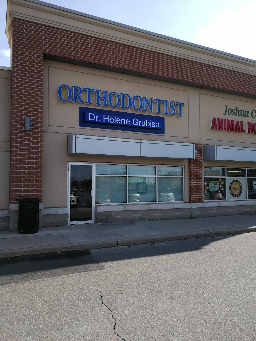 Orthodontist Dr. Helene Grubisa | 2501 Prince Michael Dr, Oakville, ON L6H 0E9, Canada | Phone: (905) 257-7111