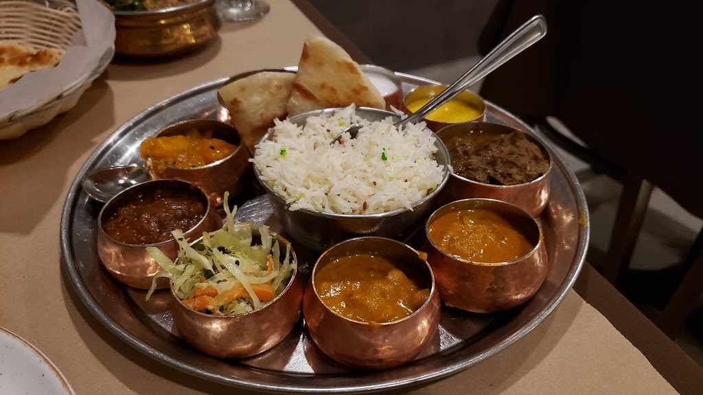 Coconut Lagoon | 853 St Laurent Blvd, Ottawa, ON K1K 3B1, Canada | Phone: (613) 742-4444
